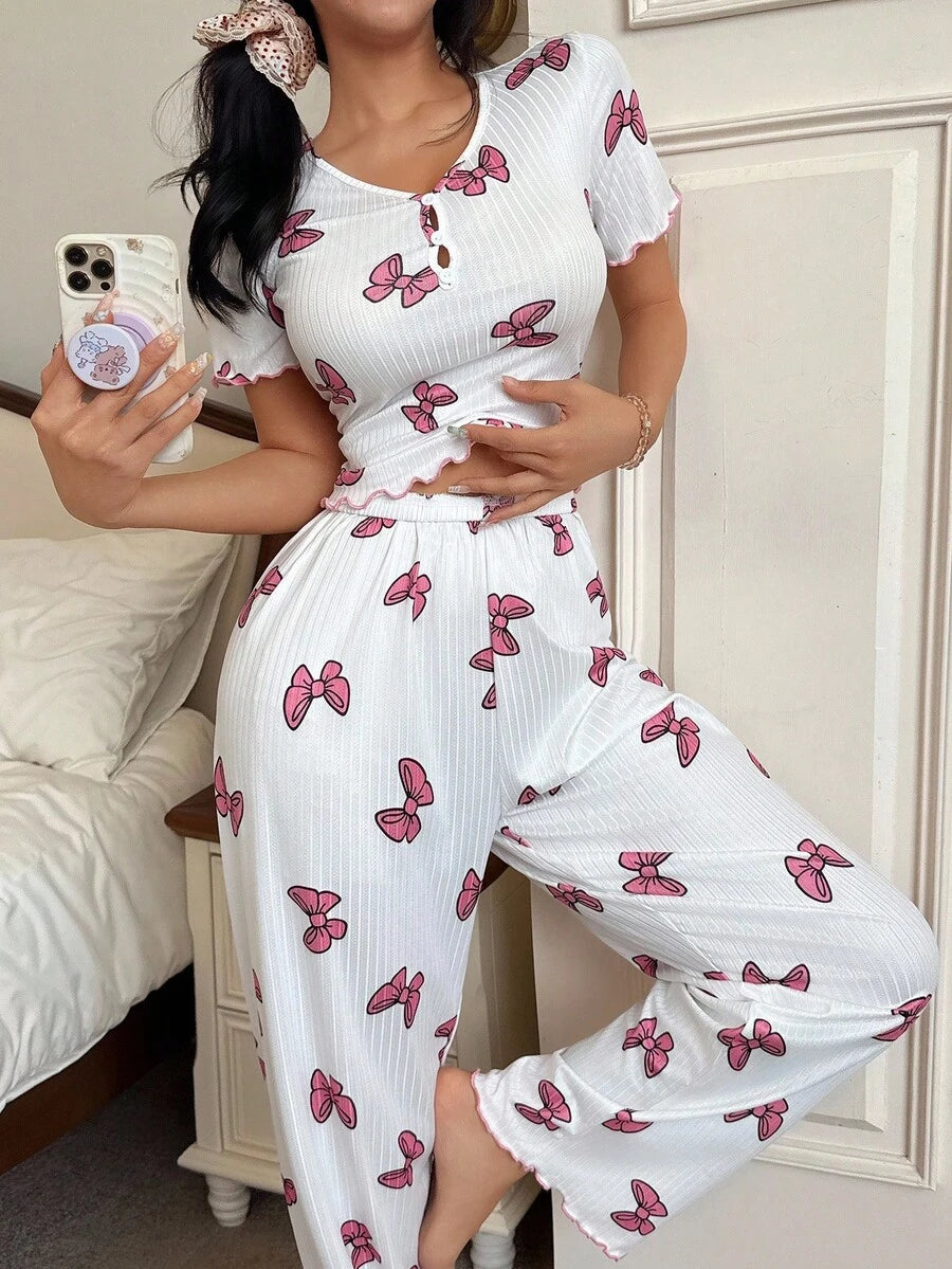 SHEIN طقم بيجامة 2 قطعة بأكمام قصيرة وسحاب مطبوع بشريط وردي