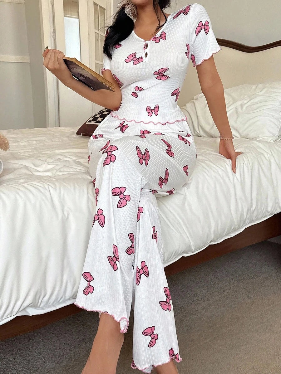 SHEIN طقم بيجامة 2 قطعة بأكمام قصيرة وسحاب مطبوع بشريط وردي