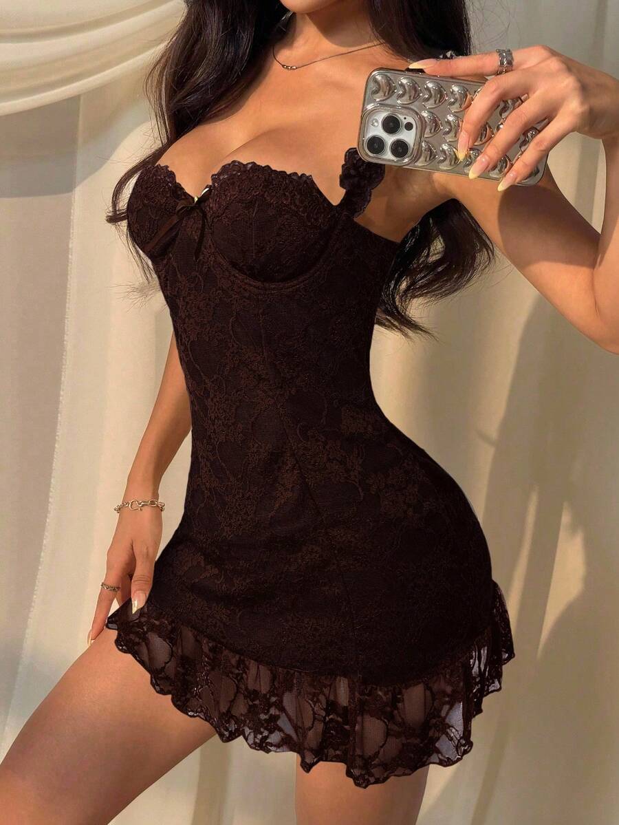 SHEIN EZwear فستان بني قصير من الدانتيل بدون أكمام