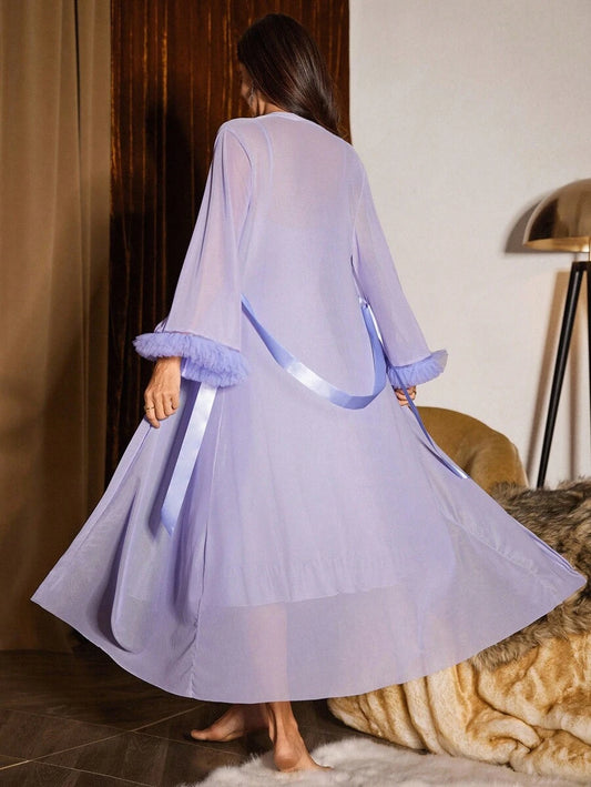 SHEIN طقم قميص نوم دانتيل ورداء شبكي بأكمام واسعة