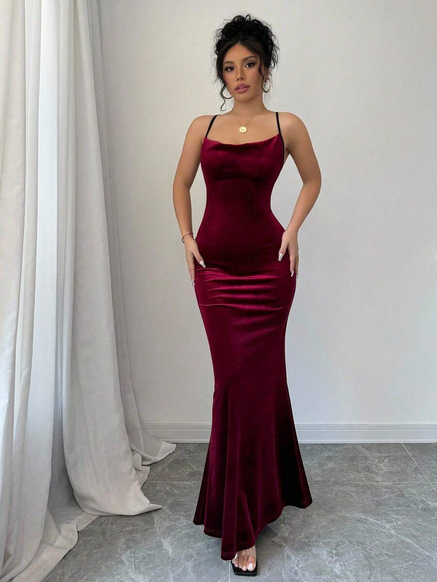 SHEIN Chiquease فستان أنيق للنساء باللون الأحمر