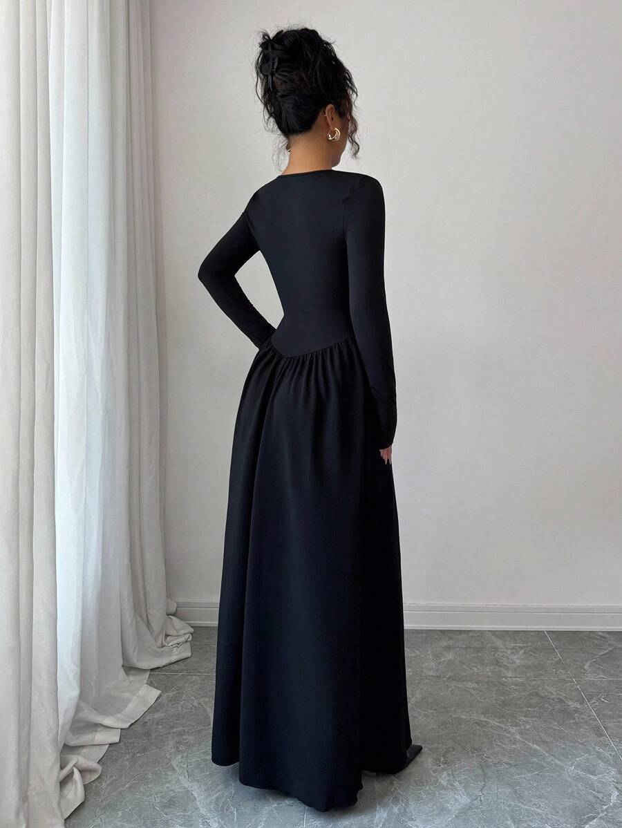 SHEIN Rafferiza فستان اسود برقبة مستديرة وأكمام طويلة