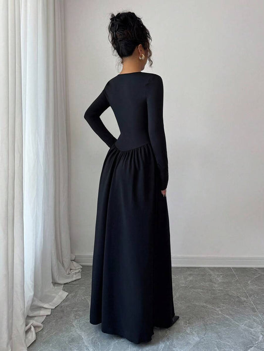 SHEIN Rafferiza فستان اسود برقبة مستديرة وأكمام طويلة