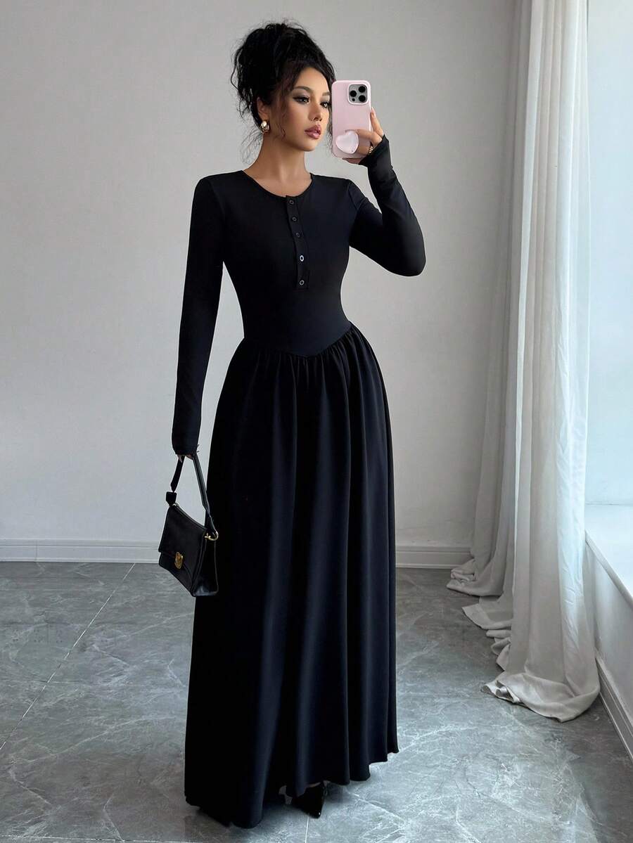 SHEIN Rafferiza فستان اسود برقبة مستديرة وأكمام طويلة