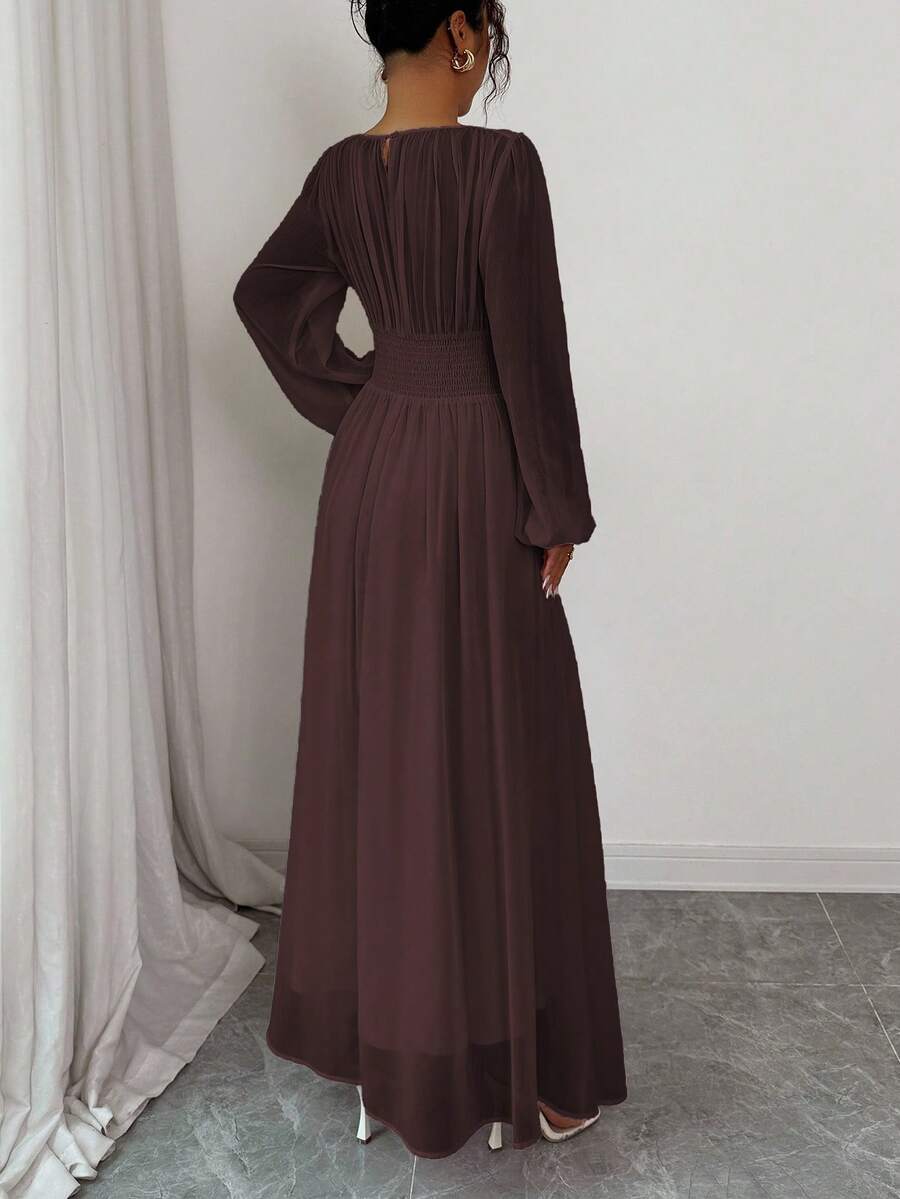 SHEIN Elenzga فستان ماكسي بني بأكمام طويلة وخصر مطوي