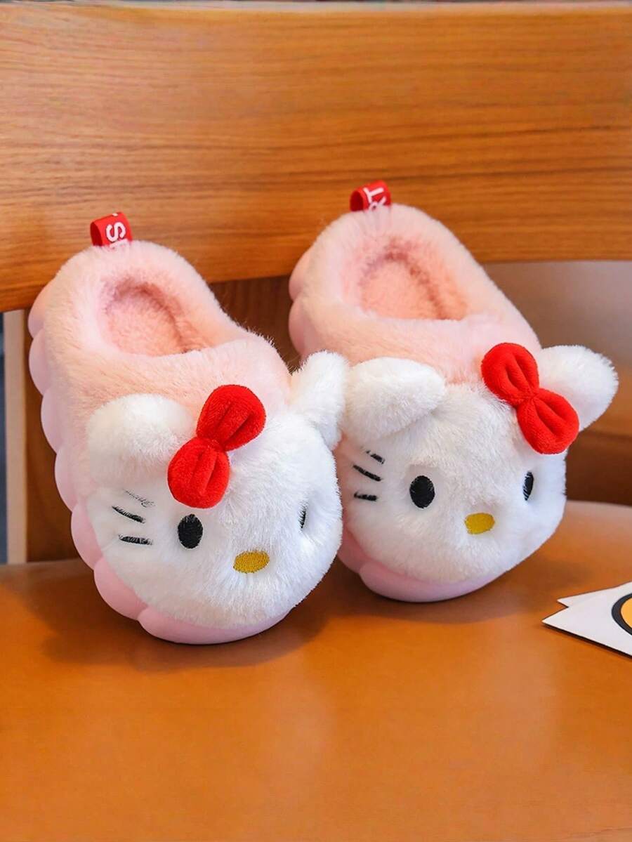 SHEIN Sanrio زوج أحذية منزلية كيتي للأطفال سميكة دافئة