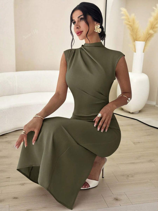 SHEIN Firerie فستان بلون الأخضر العسكري بياقة قائمة وخصر مربوط
