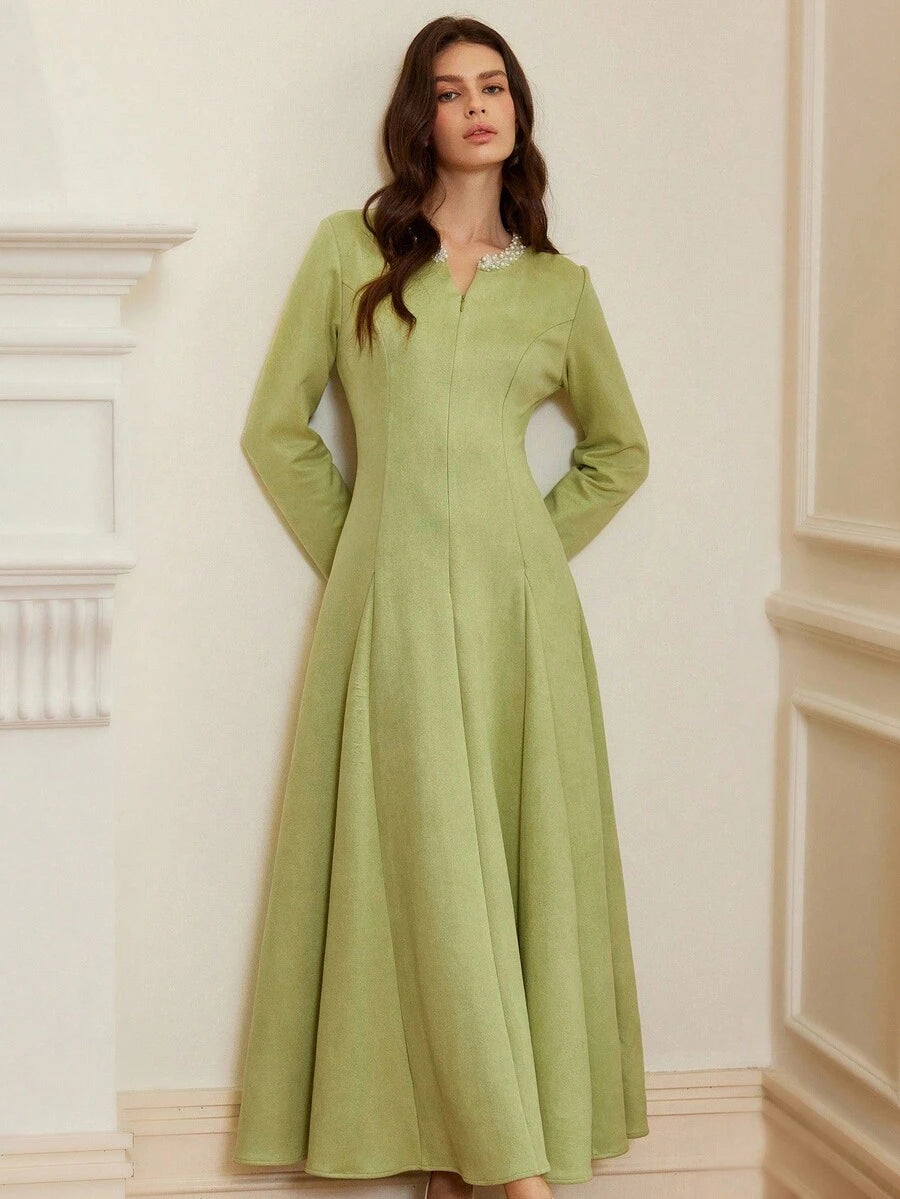 SHEIN Aveloria Rosie فستان مخملي أخضر بأكمام طويلة مربوط الخصر
