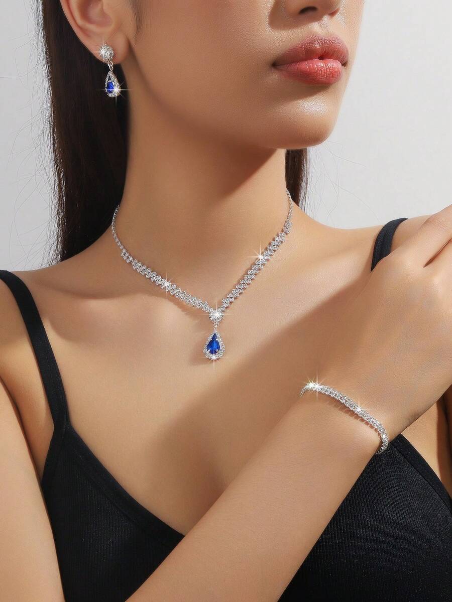 SHEIN طقم 3 قطع قلادة وأقراط بتصميم قطرة ماء