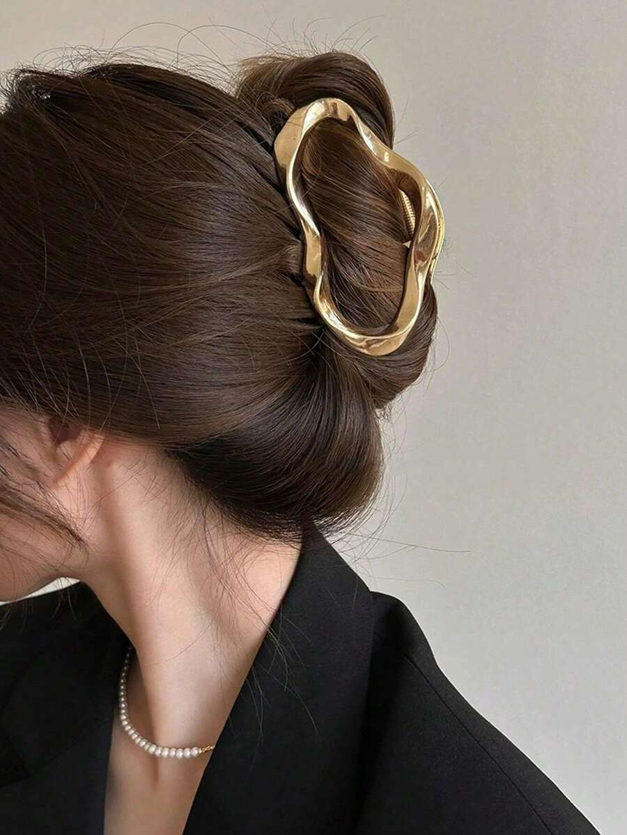 SHEIN مشبك شعر ذهبي كبير مفرغ من سبائك معدنية