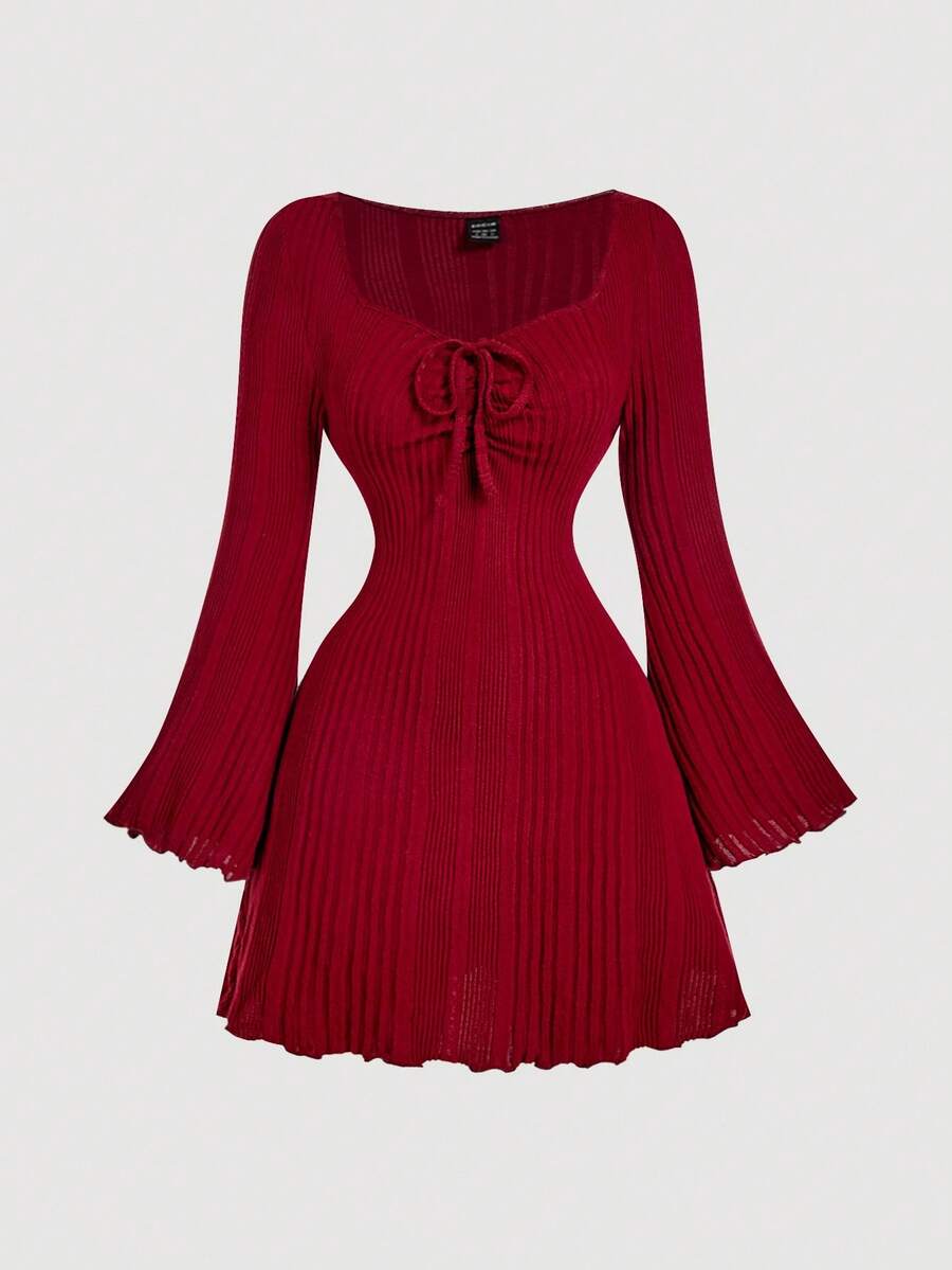 SHEIN MOD فستان احمر قصير بأكمام جرس