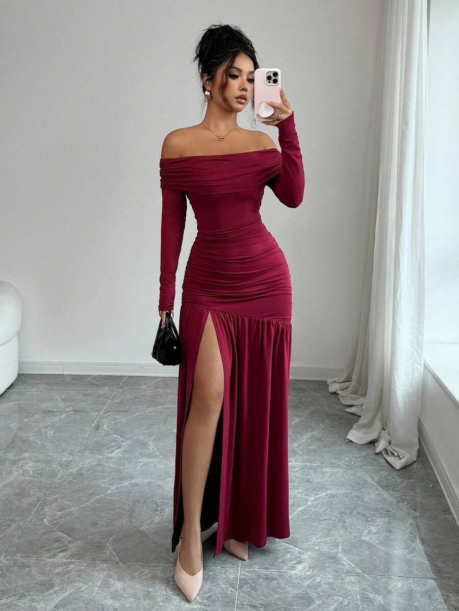 SHEIN Elenzga فستان عنابي محبوك بأكمام طويلة وياقة مكشوفة وشق جانبي