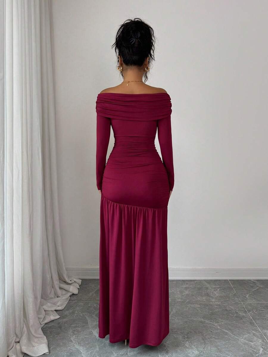 SHEIN Elenzga فستان عنابي محبوك بأكمام طويلة وياقة مكشوفة وشق جانبي