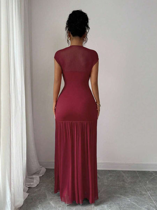 SHEIN Elenzga فستان عنابي بياقة مرتفعة بدون أكمام من شبكة مفرغة