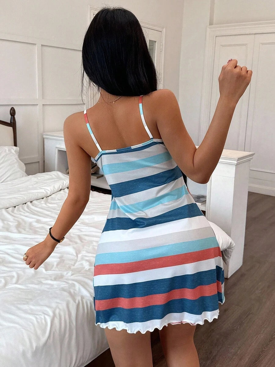 SHEIN قميص نوم كاجوال بخطوط ملونة