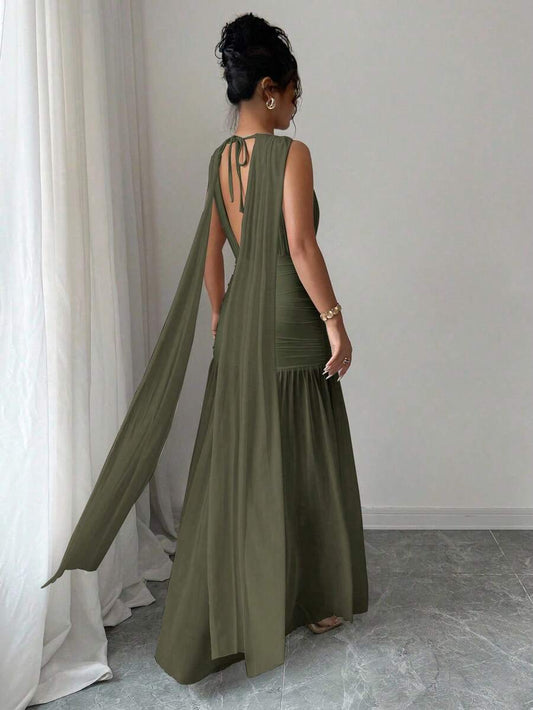 SHEIN Elenzga فستان اخضر بدون أكمام بربطة وشق جانبي