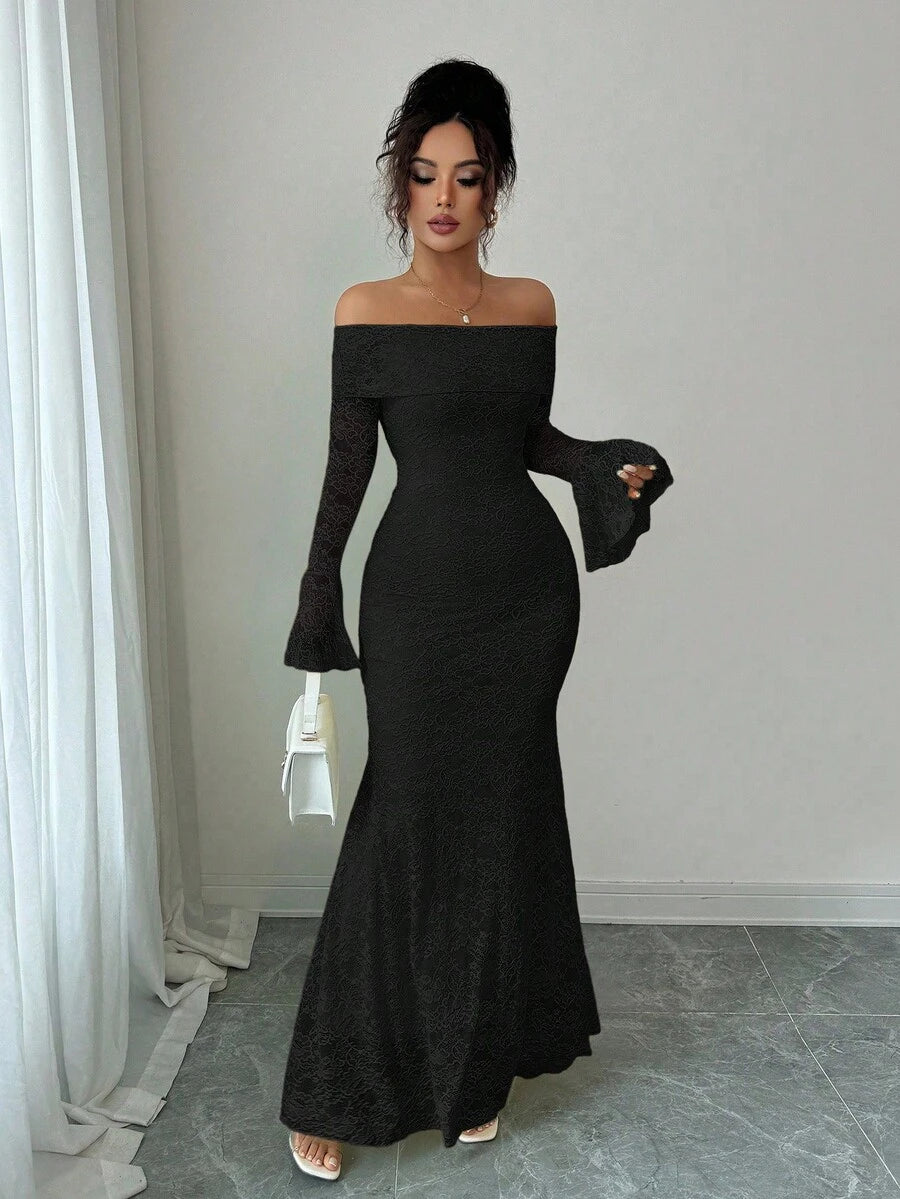 SHEIN Chiquease فستان اسود قصير  بذيل سمكة وأكمام متسعة