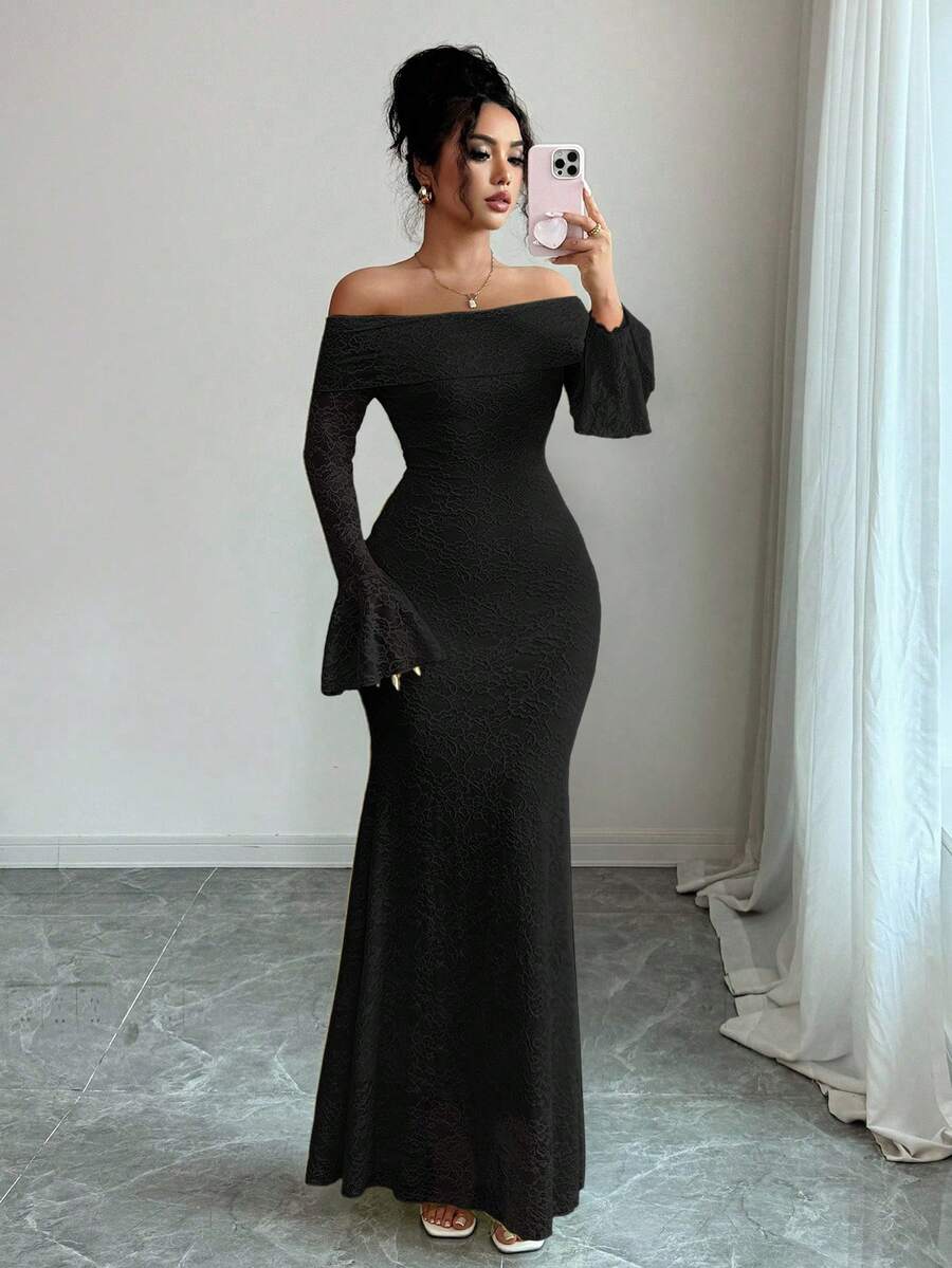 SHEIN Chiquease فستان اسود قصير  بذيل سمكة وأكمام متسعة