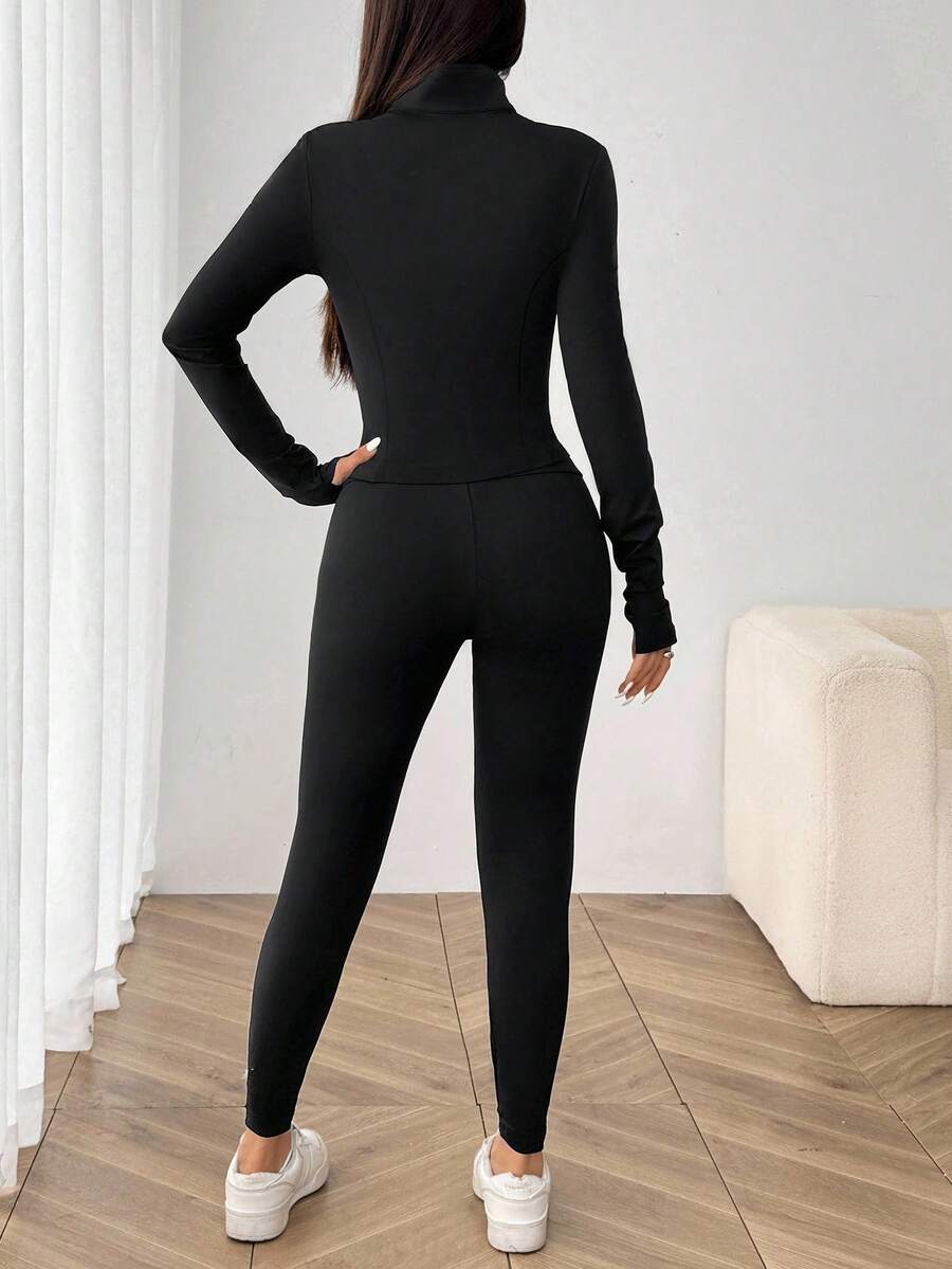 SHEIN EZwear طقم رياضي 3 قطع كاردجان أسود وبلوزة كامسول وبنطلون