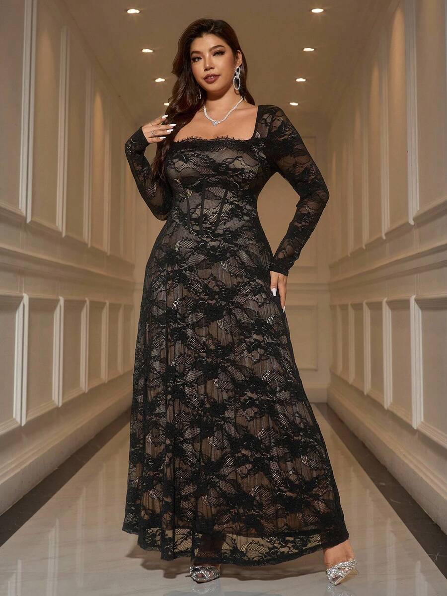 SHEIN Reflora فستان سهرة طويل أسود للمقاسات الكبيرة من الدانتيل بياقة مربعة