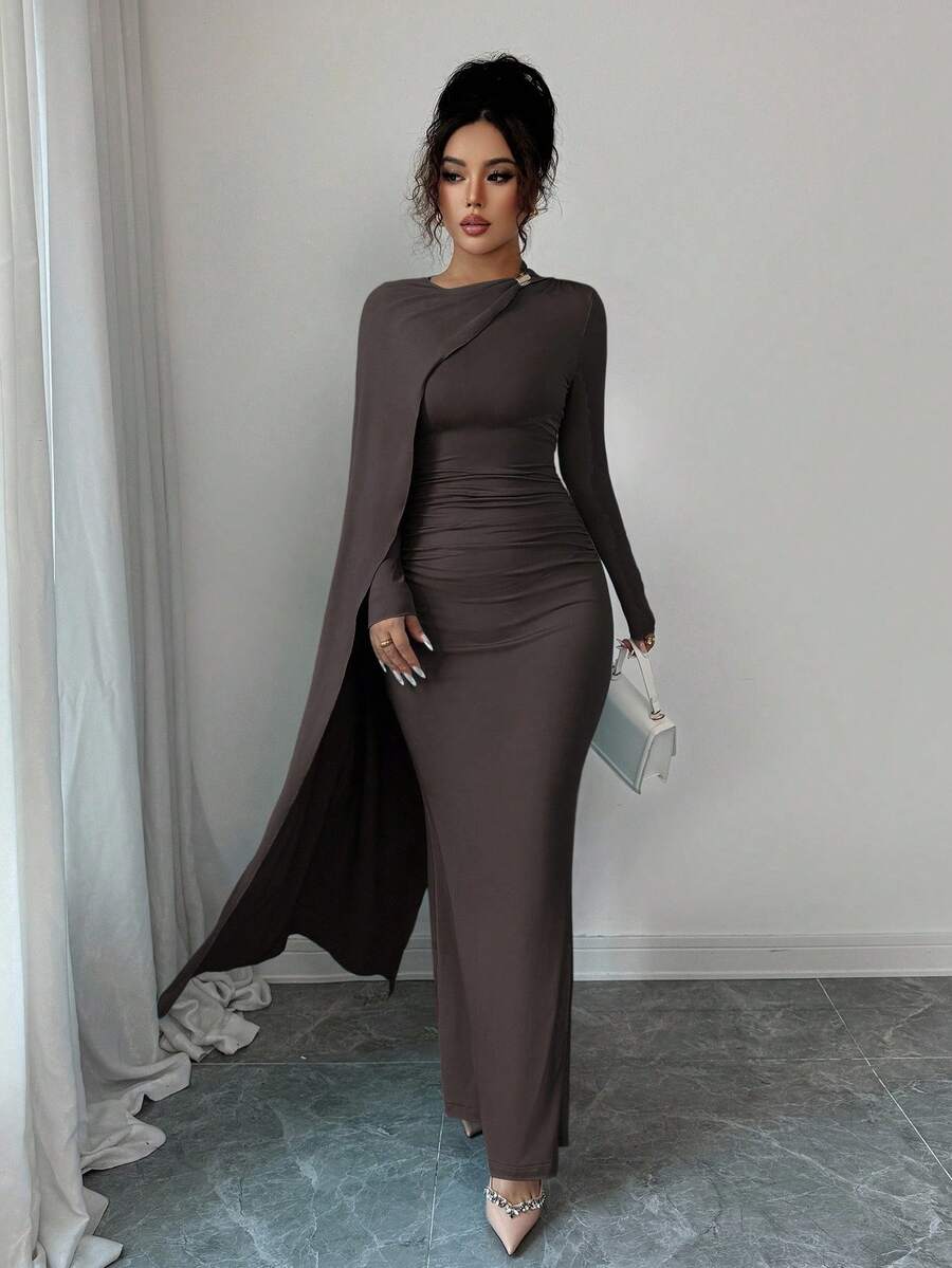 SHEIN Elenzga فستان بني طويل بخصر ملفوف ومطوي