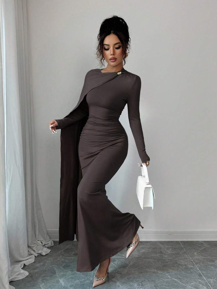SHEIN Elenzga فستان بني طويل بخصر ملفوف ومطوي