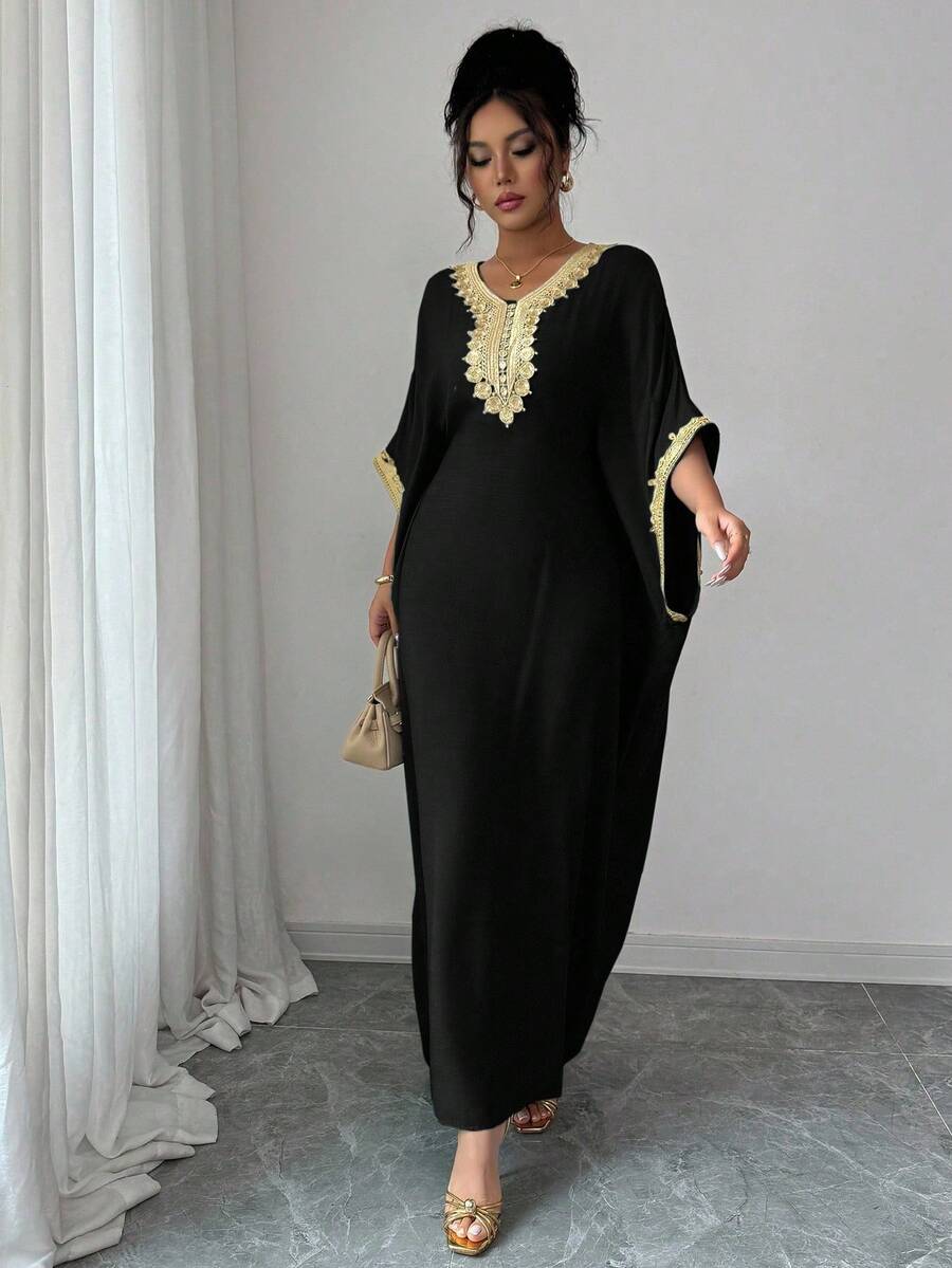 SHEIN Elenzga فستان أسود فضفاض بأكمام خفاش مزين بتطريز أنيق