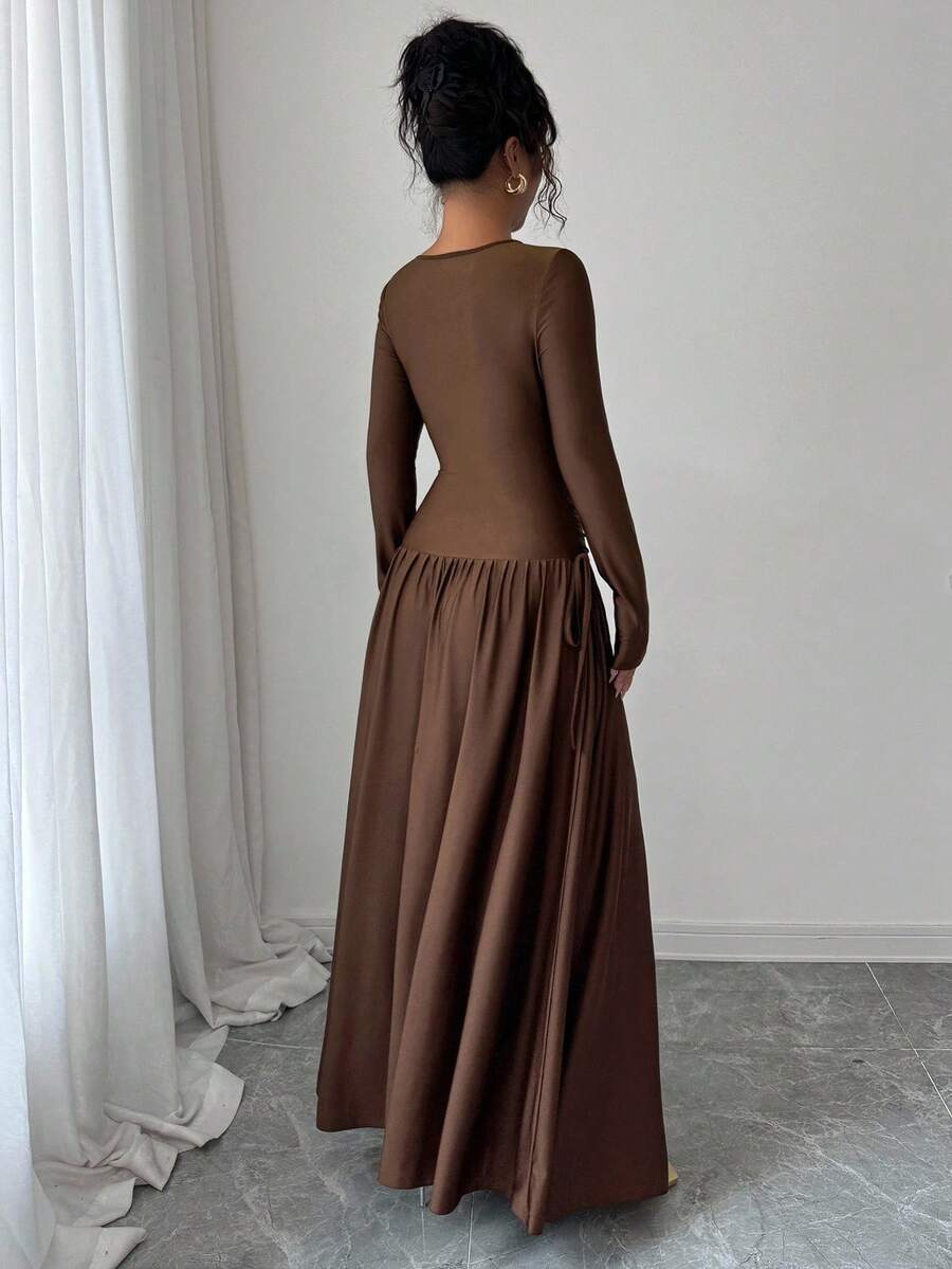 SHEIN Elenzga فستان بني طويل بتصميم طوق مائل