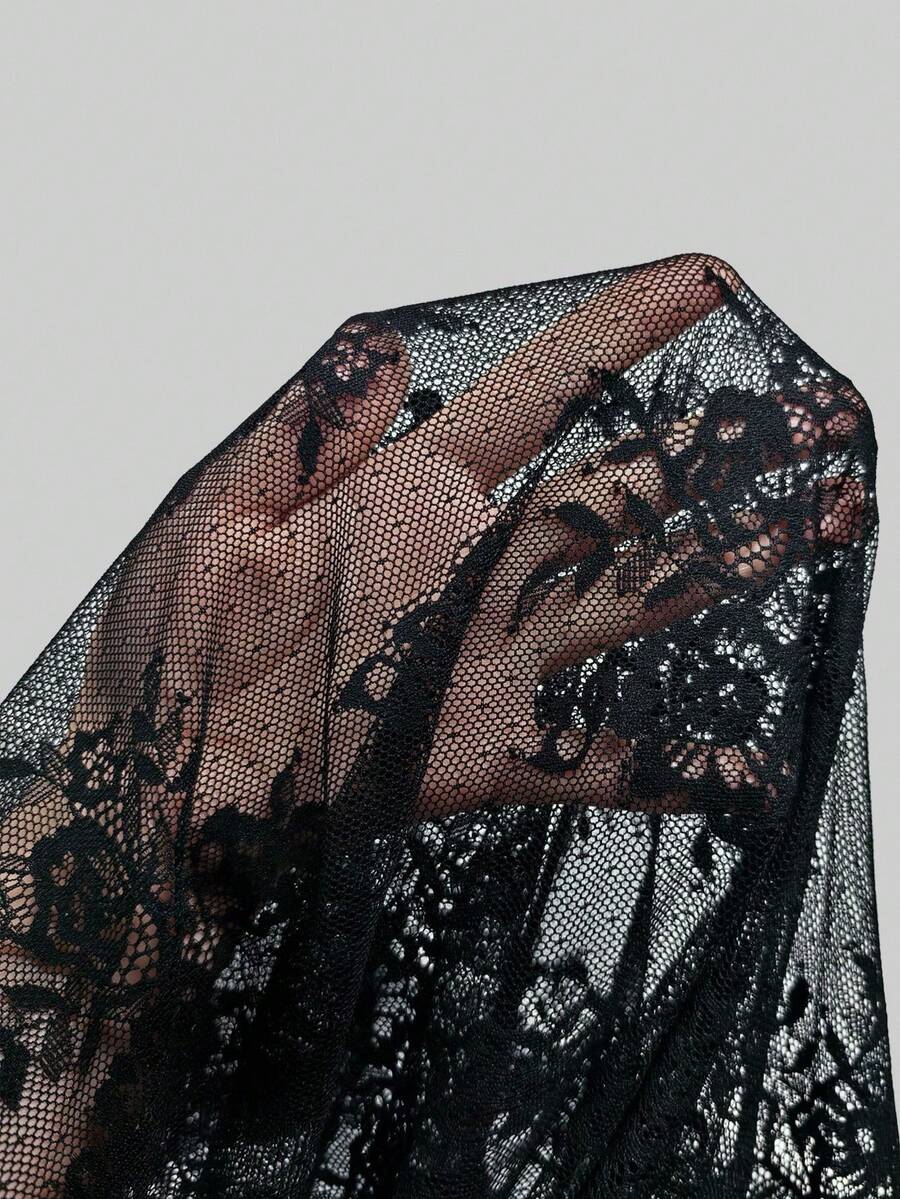 SHEIN Modelyn فستان اسود طويل أنيق مطرز