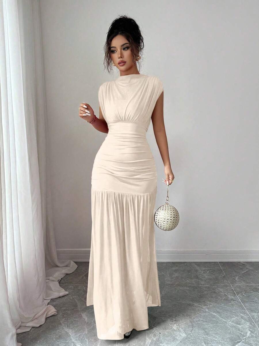 SHEIN Elenzga فستان بدون أكمام بياقة مرتفعة بلون مشمشي