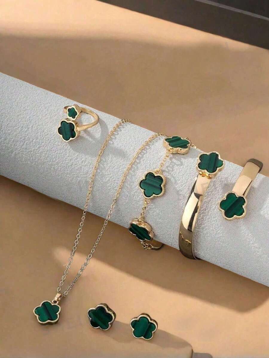 SHEIN طقم مجوهرات أوراق برسيم أخضر أنيق