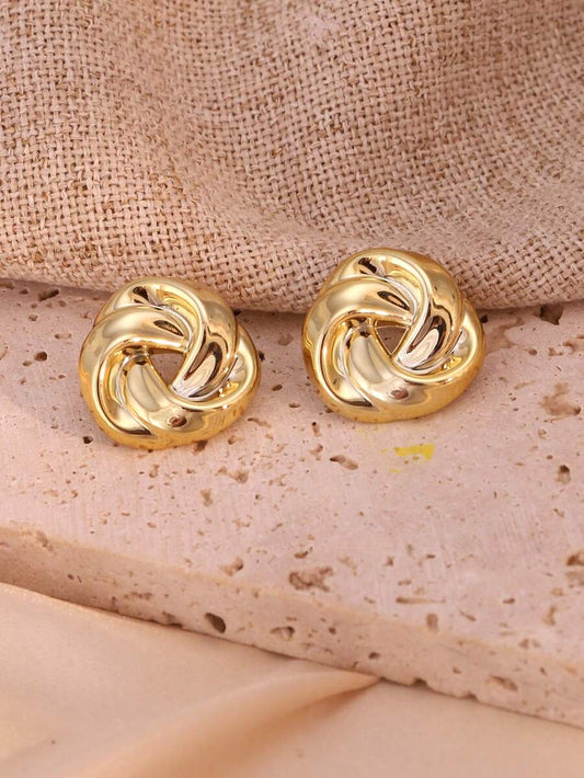 SHEIN أقراط بأشكال متنوعة بتصميم ذهبي ناعم