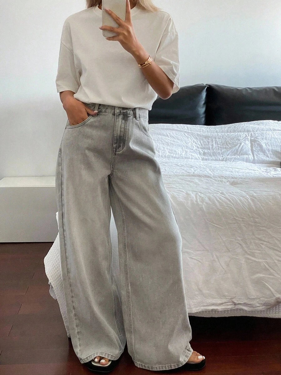 SHEIN Livesso بنطال جينز رمادي مهترئ وفضفاض للنساء