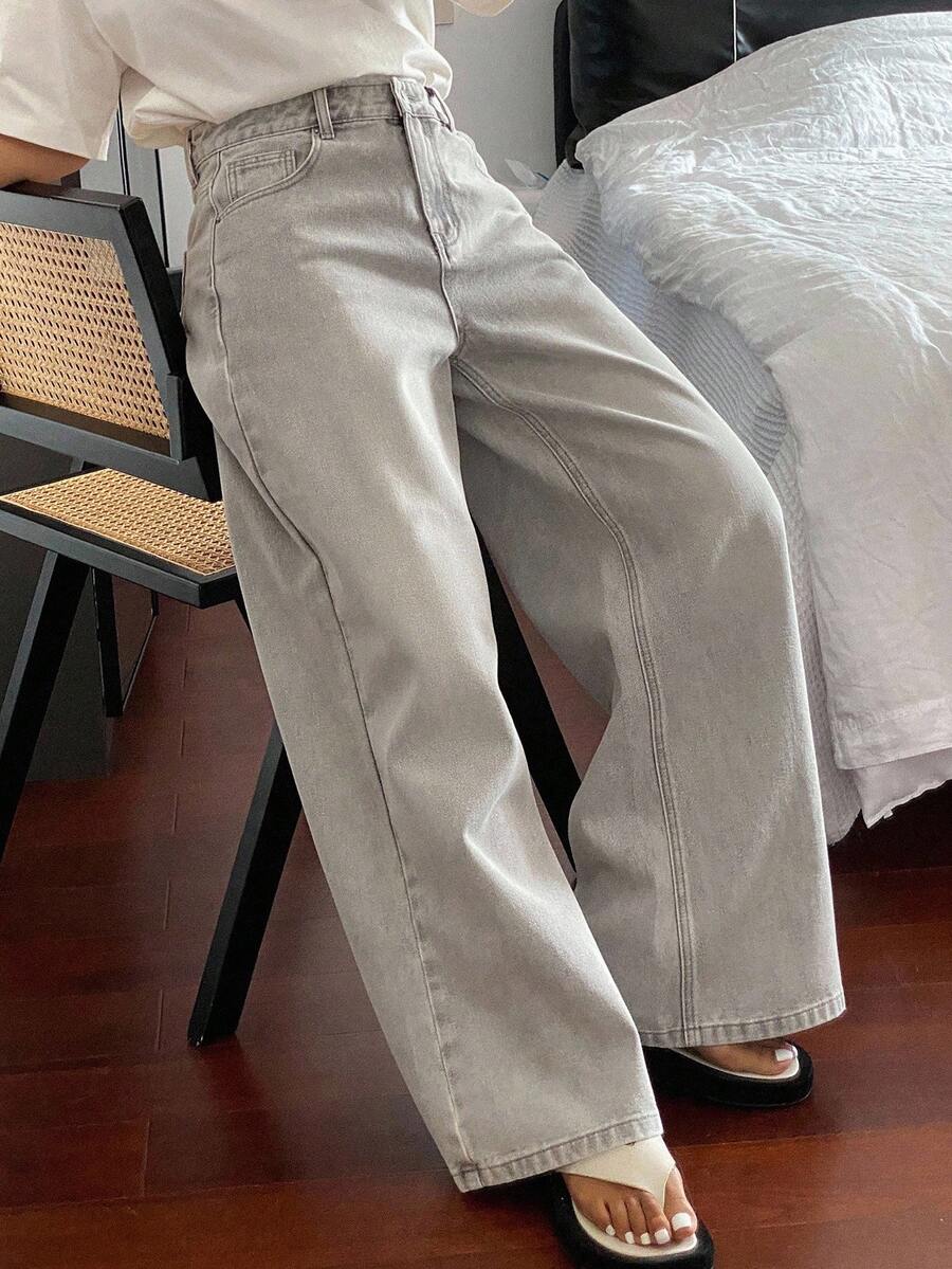 SHEIN Livesso بنطال جينز رمادي مهترئ وفضفاض للنساء