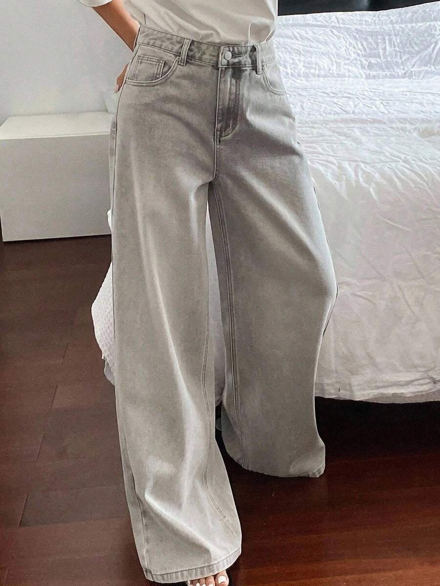 SHEIN Livesso بنطال جينز رمادي مهترئ وفضفاض للنساء