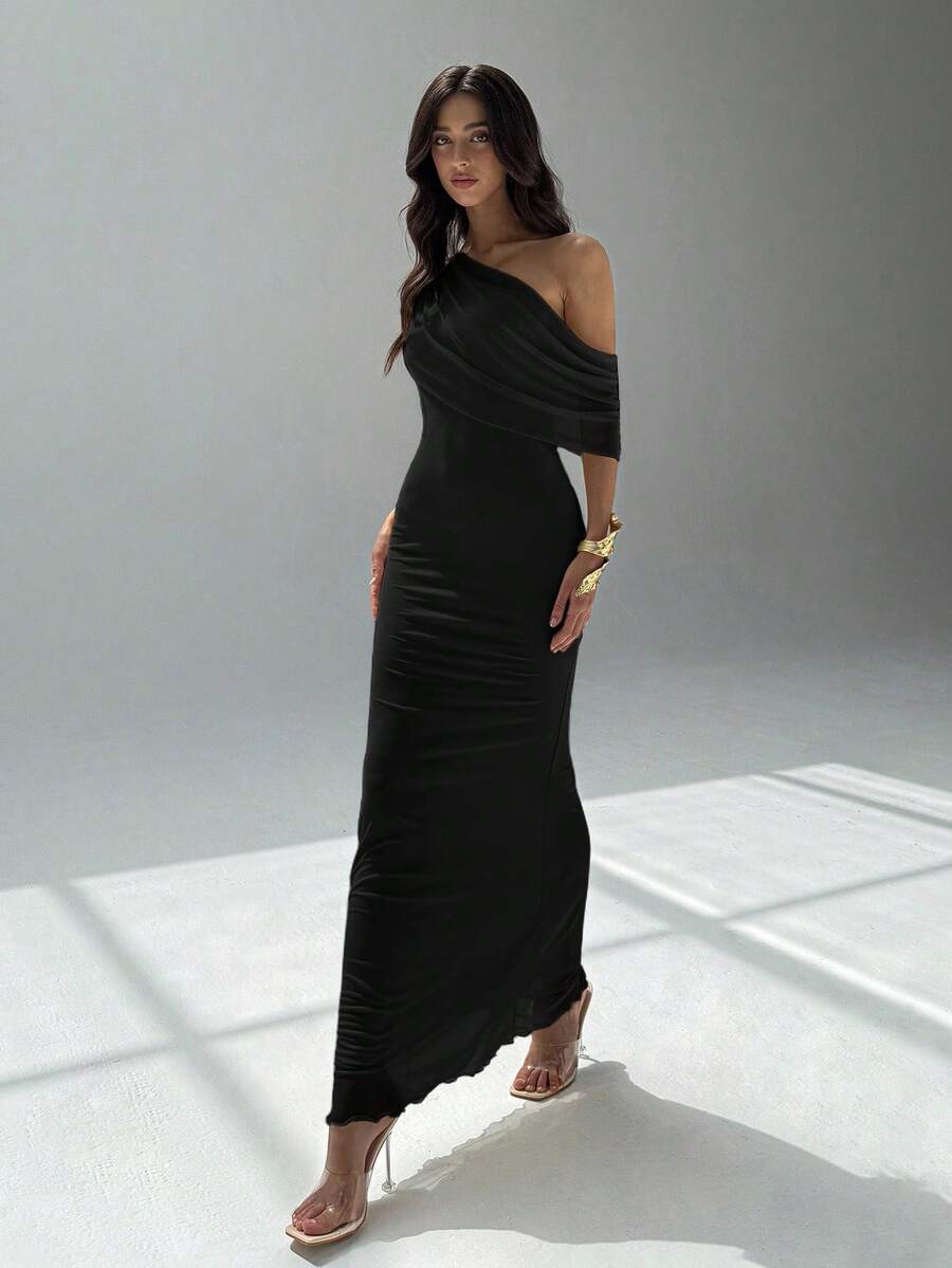 SHEIN Aloruh فستان اسود أنيق وياقة غير متماثلة