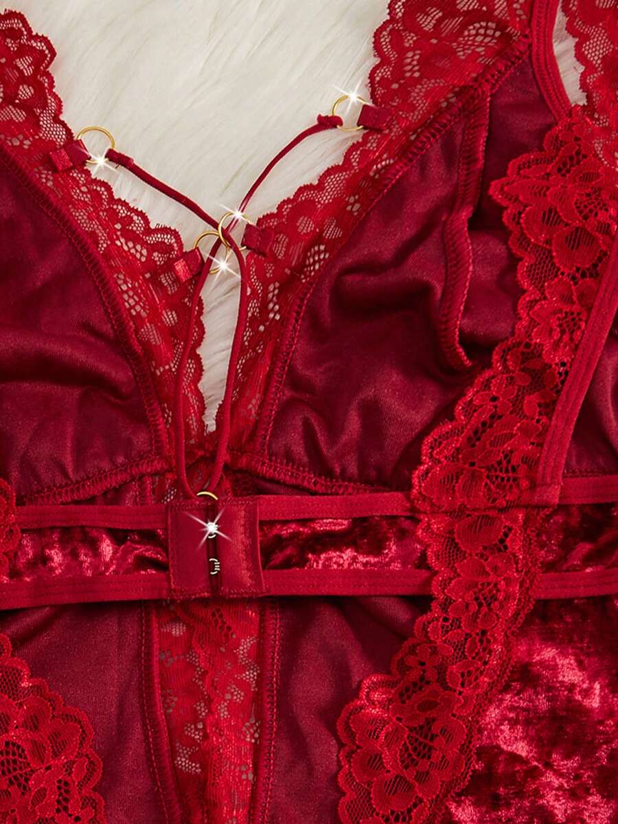 SHEIN فستان نوم مخملي دانتيل بظهر مفتوح وشق عميق