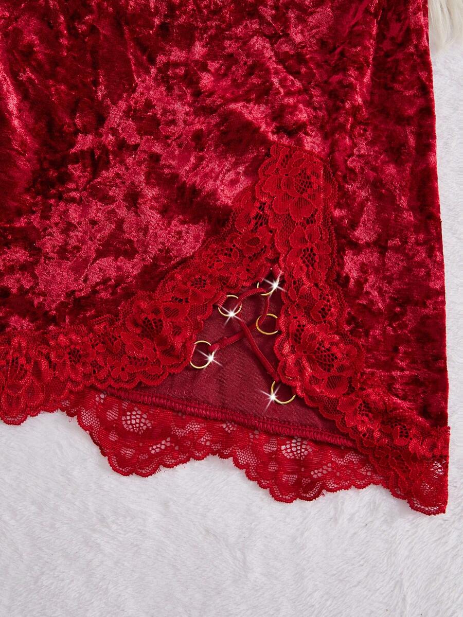 SHEIN فستان نوم مخملي دانتيل بظهر مفتوح وشق عميق