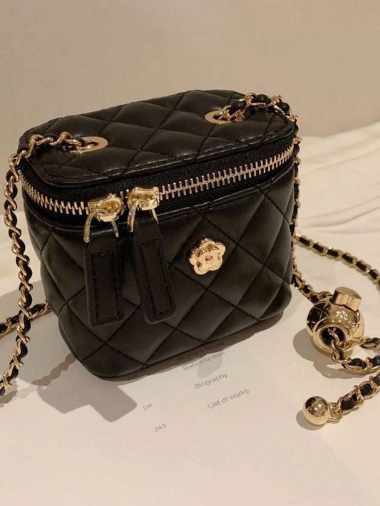SHEIN حقيبة جلدية صغيرة بشكل معين محمولة باليد أو الكتف