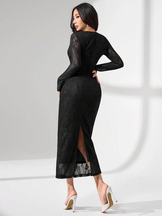 SHEIN Modelyn فستان اسود أكمام طويلة وياقة مربعة بالدانتيل