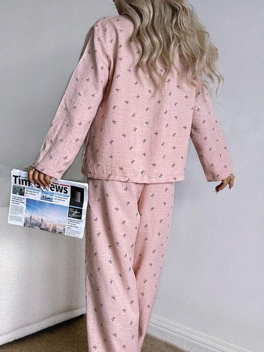 SHEIN Dream Adore بيجاما وردية بأكمام طويلة وطبعة فراشة