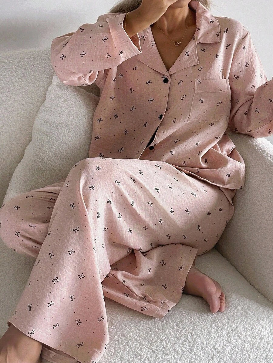 SHEIN Dream Adore بيجاما وردية بأكمام طويلة وطبعة فراشة