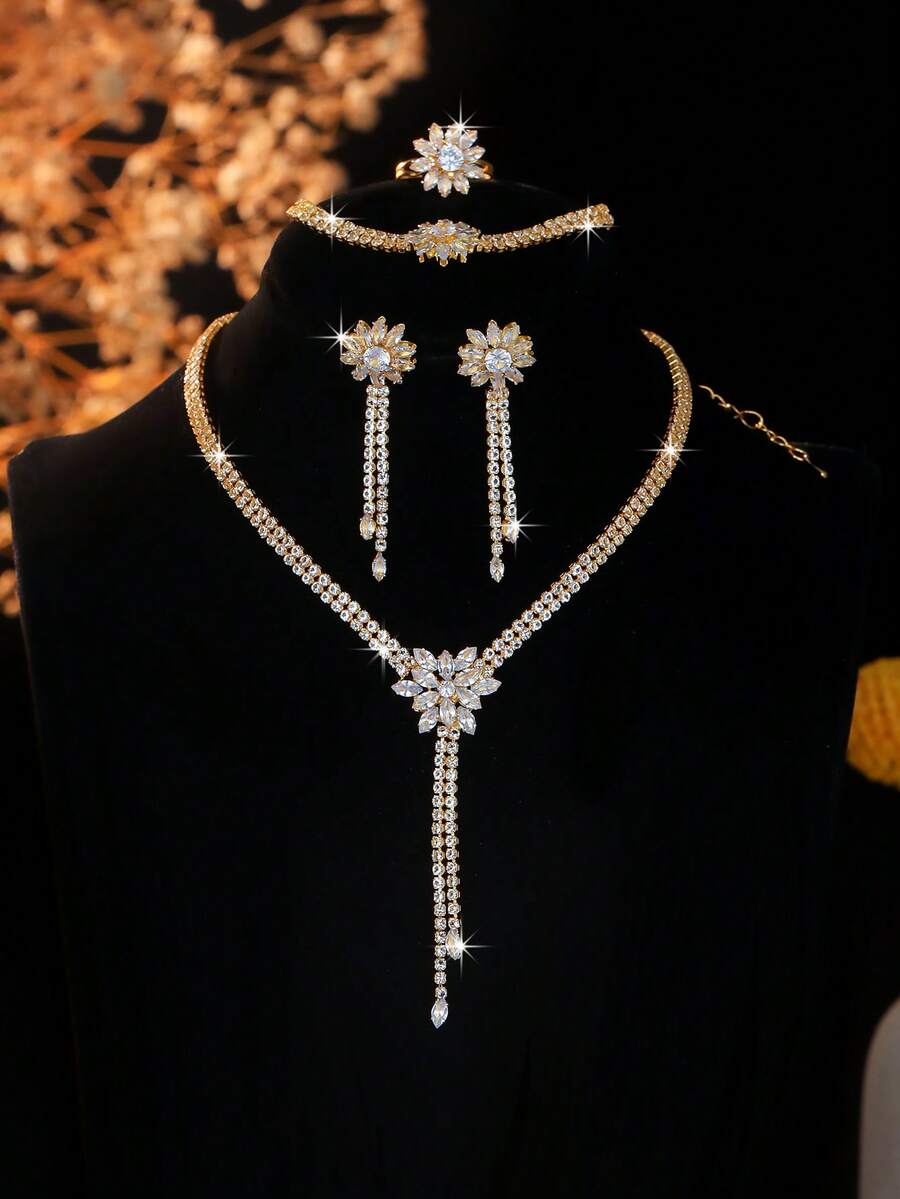 SHEIN طقم مجوهرات 5 قطع زركونيا بتصميم زهور