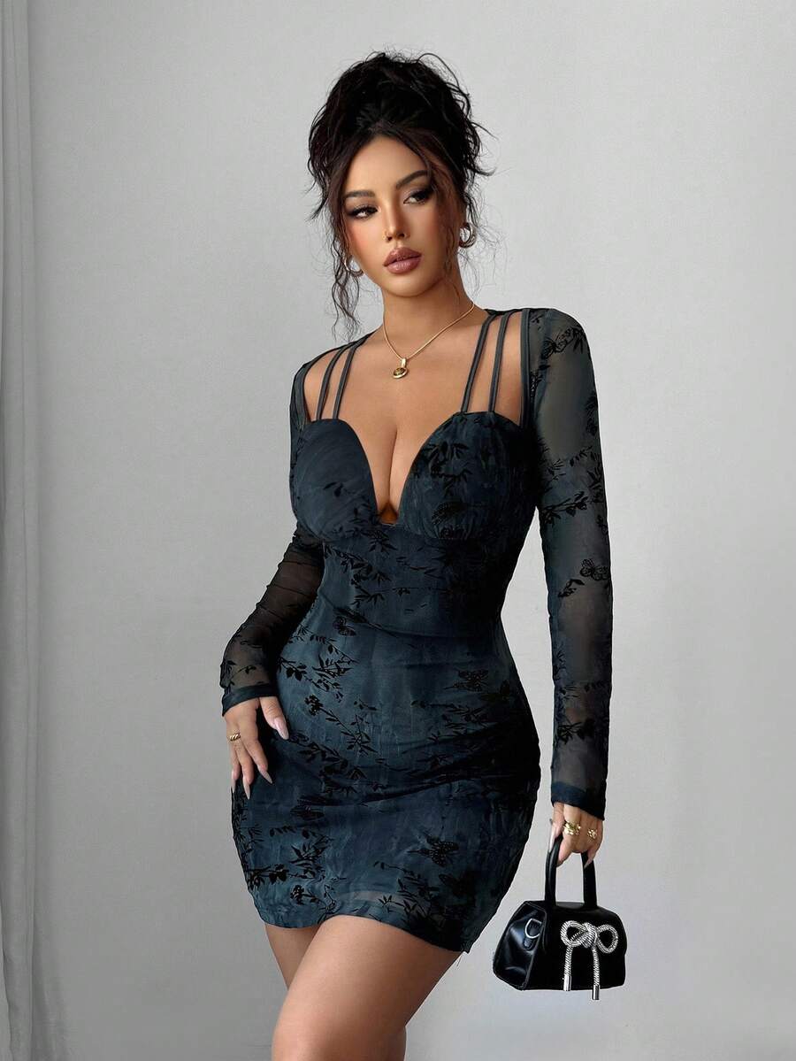 SHEIN Modelyn فستان طويل الأكمام من شبكة جاكار مفرغة