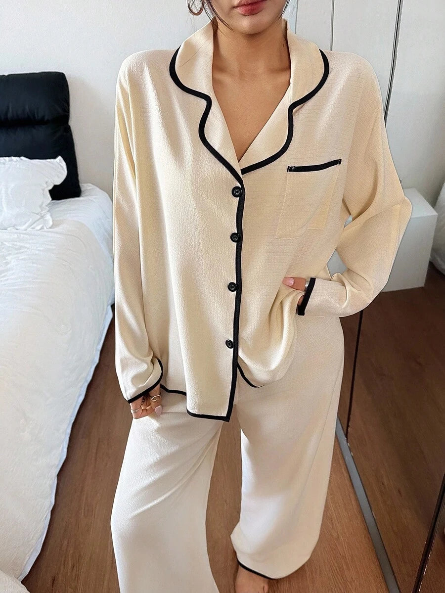 SHEIN Dream Adore بيجامة بأكمام طويلة وياقة ملونة