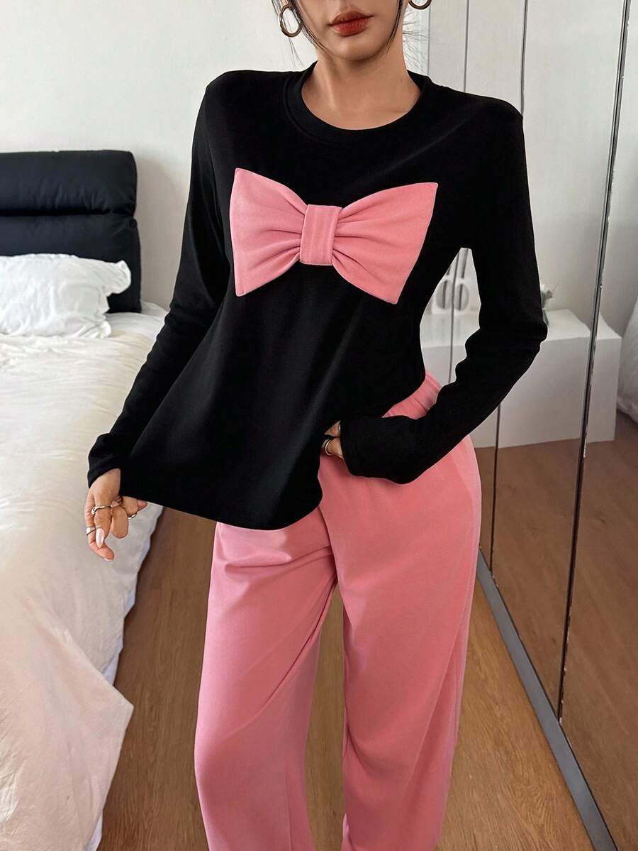 SHEIN Dream Adore طقم بيجامة بلوزة بفيونكة ثلاثية الأبعاد وبنطلون