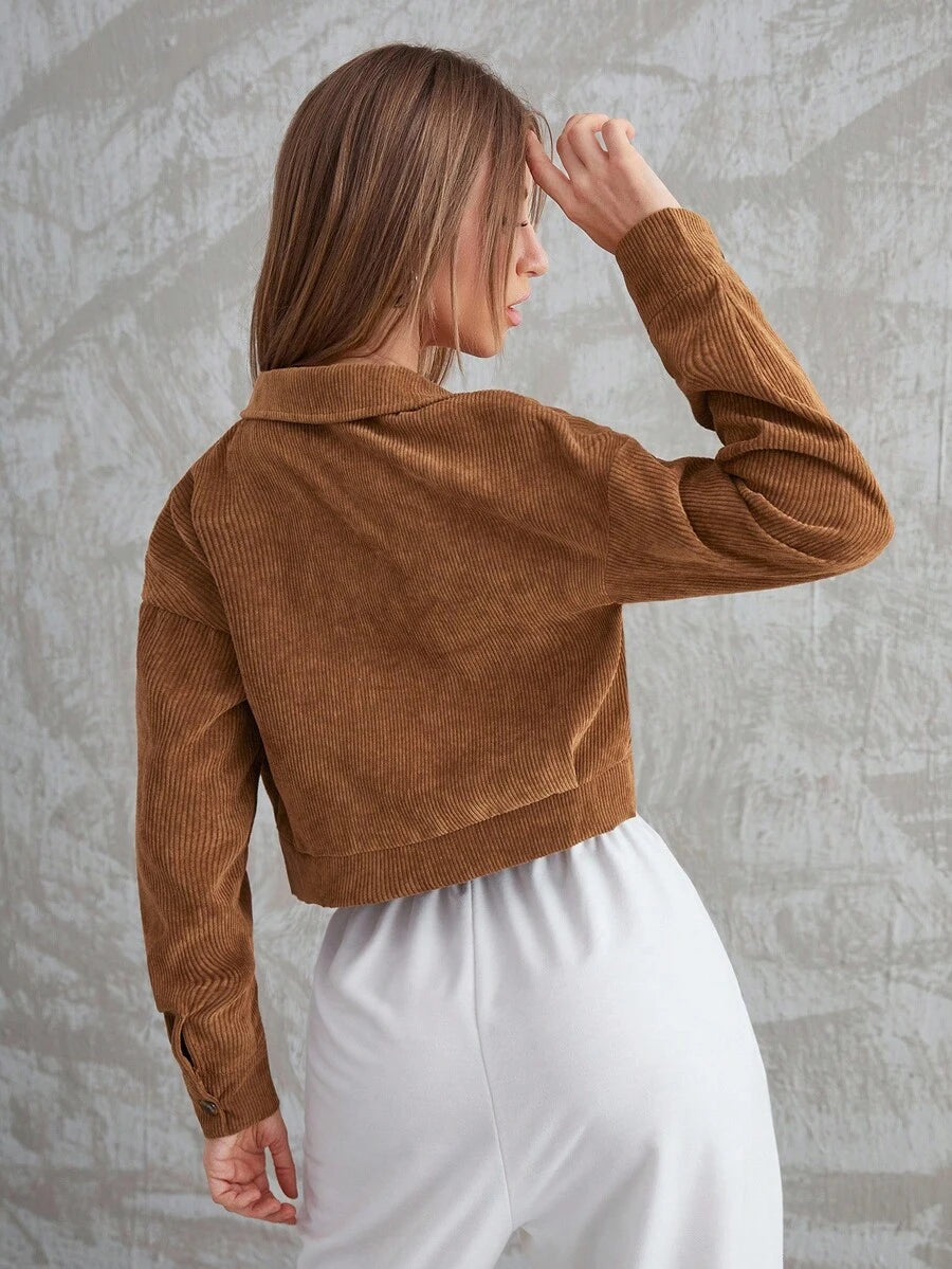 SHEIN Aidyla جاكيت كروب قطني بأزرار وجيوب رفرف