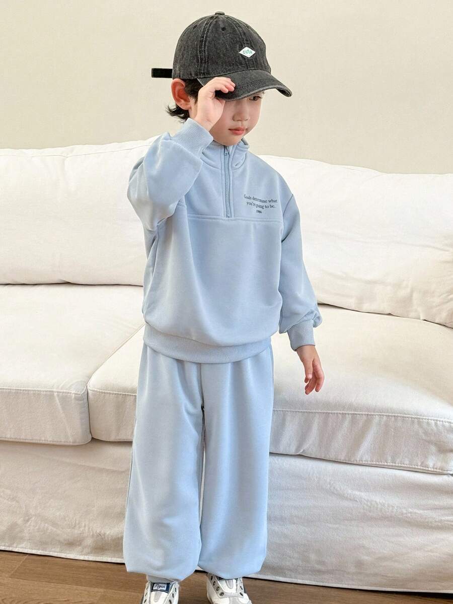 SHEIN Genkimix Kids طقم ملابس أولادي بلوزة كاجوال مطبوعة وبنطلون ضيق