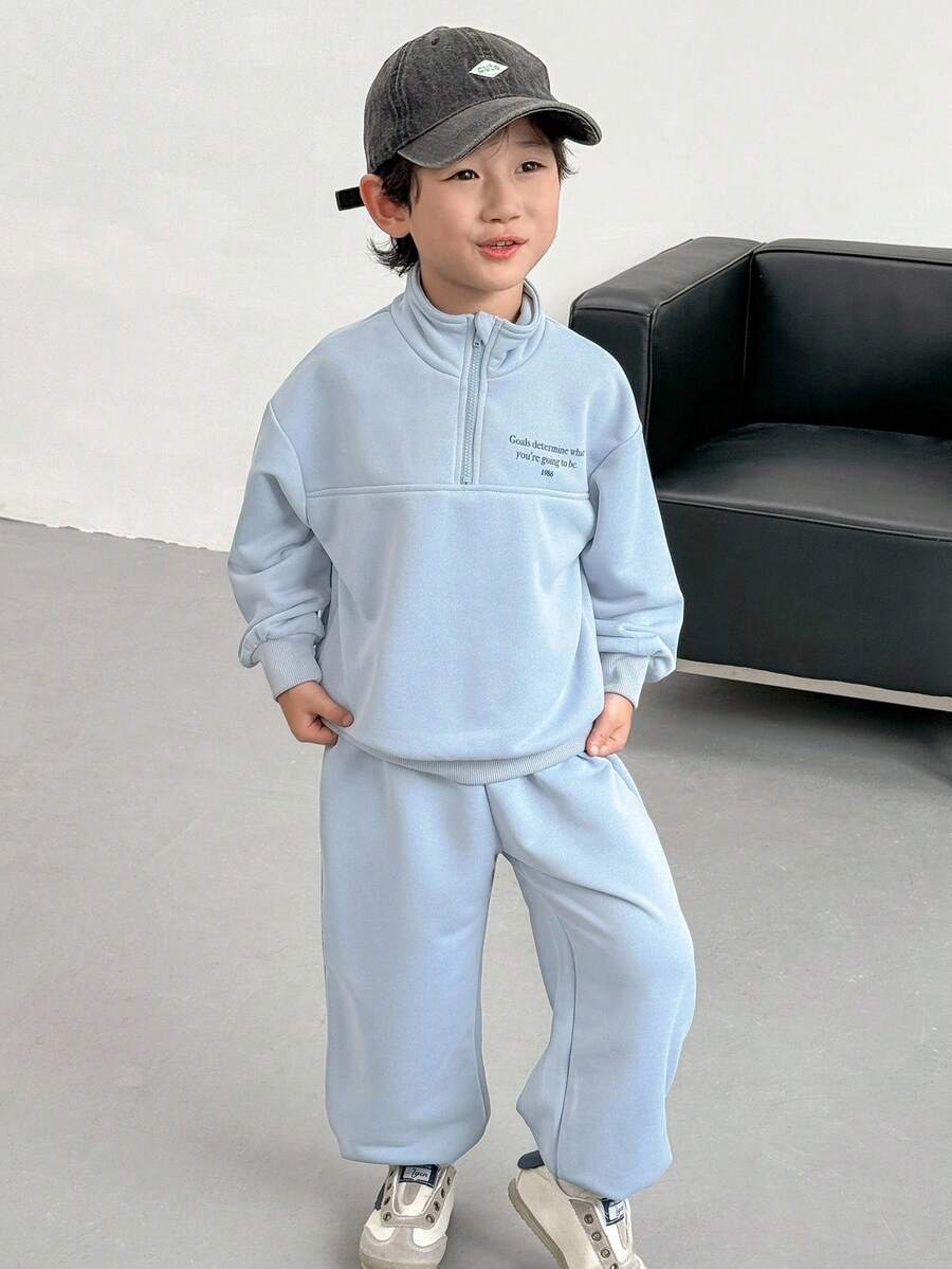 SHEIN Genkimix Kids طقم ملابس أولادي بلوزة كاجوال مطبوعة وبنطلون ضيق