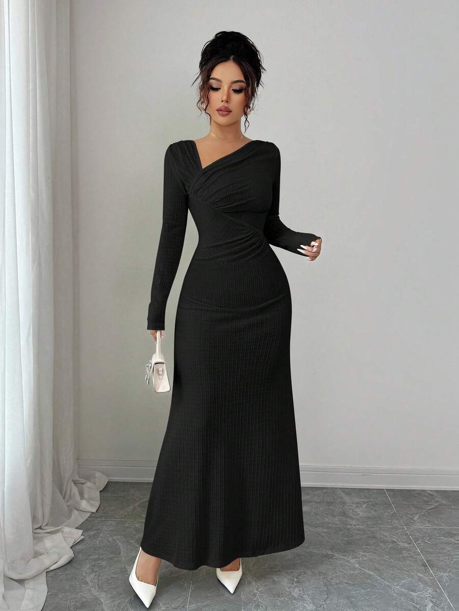 SHEIN Elenzga فستان اسود كاجوال بياقة مائلة وأكمام طويلة